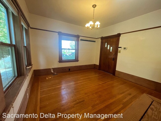 Building Photo - 2 br, 1 bath House - 219 24th Street