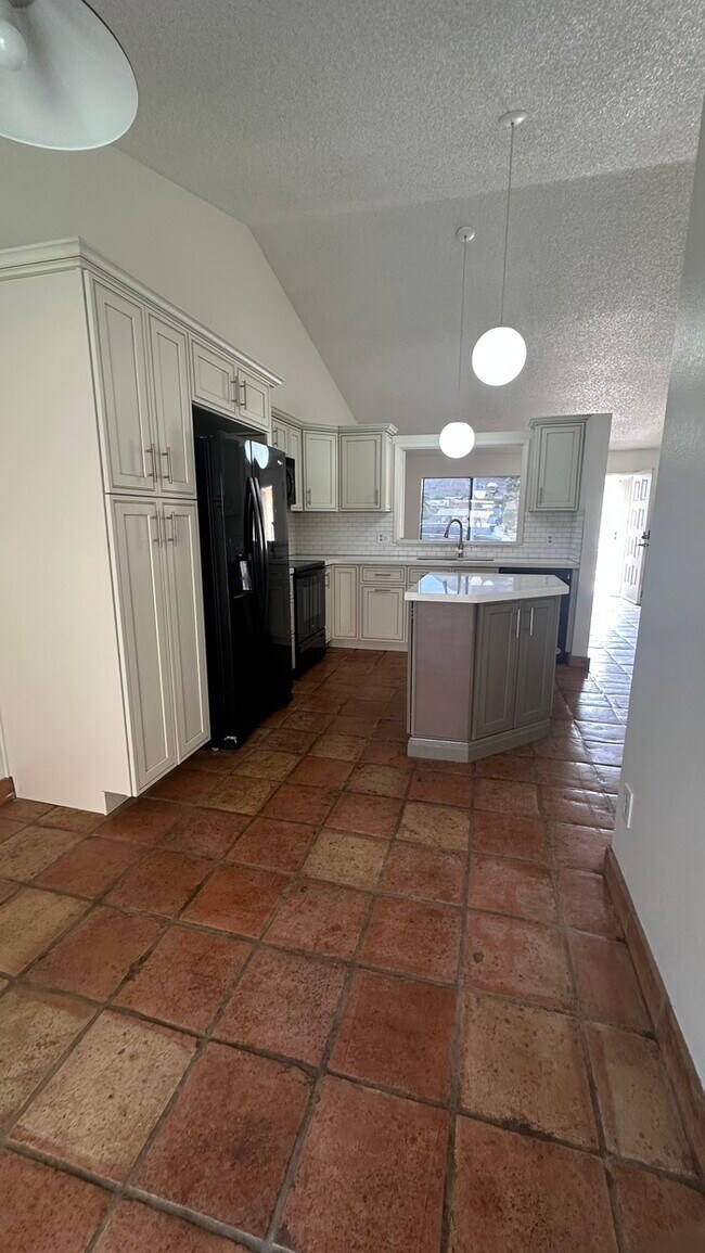 Foto del edificio - North Phoenix 2 bedroom Duplex