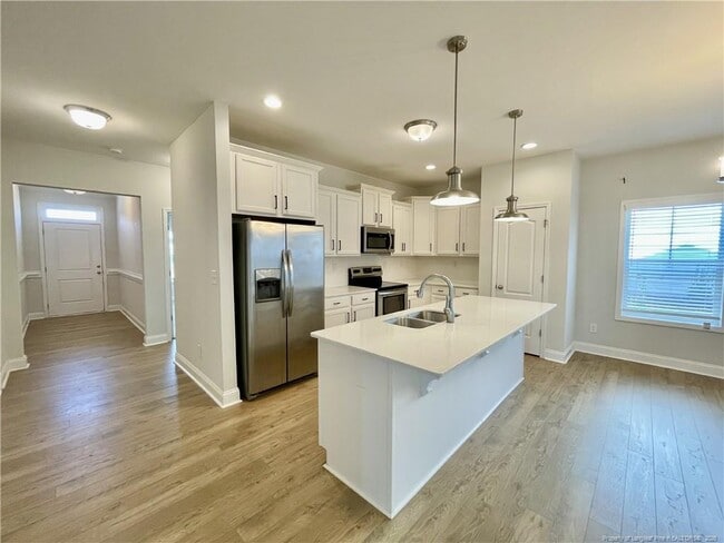Building Photo - 279 Cromwell Ct