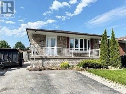 Primary Photo - 1388 Fundy St
