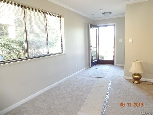 Foto del edificio - 21946 Morley Ave
