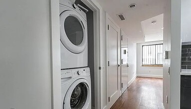 Building Photo - 18 Jefferson St