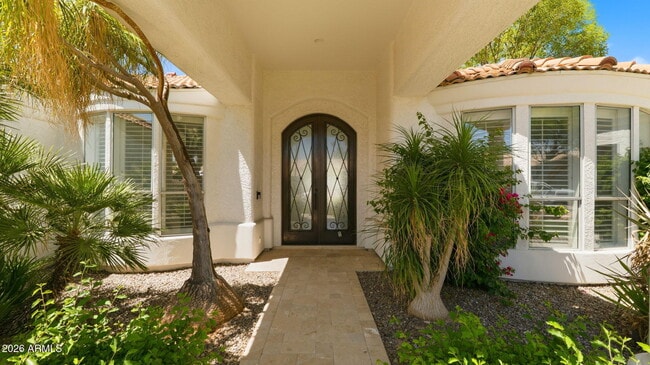 Building Photo - 8638 E Dahlia Dr
