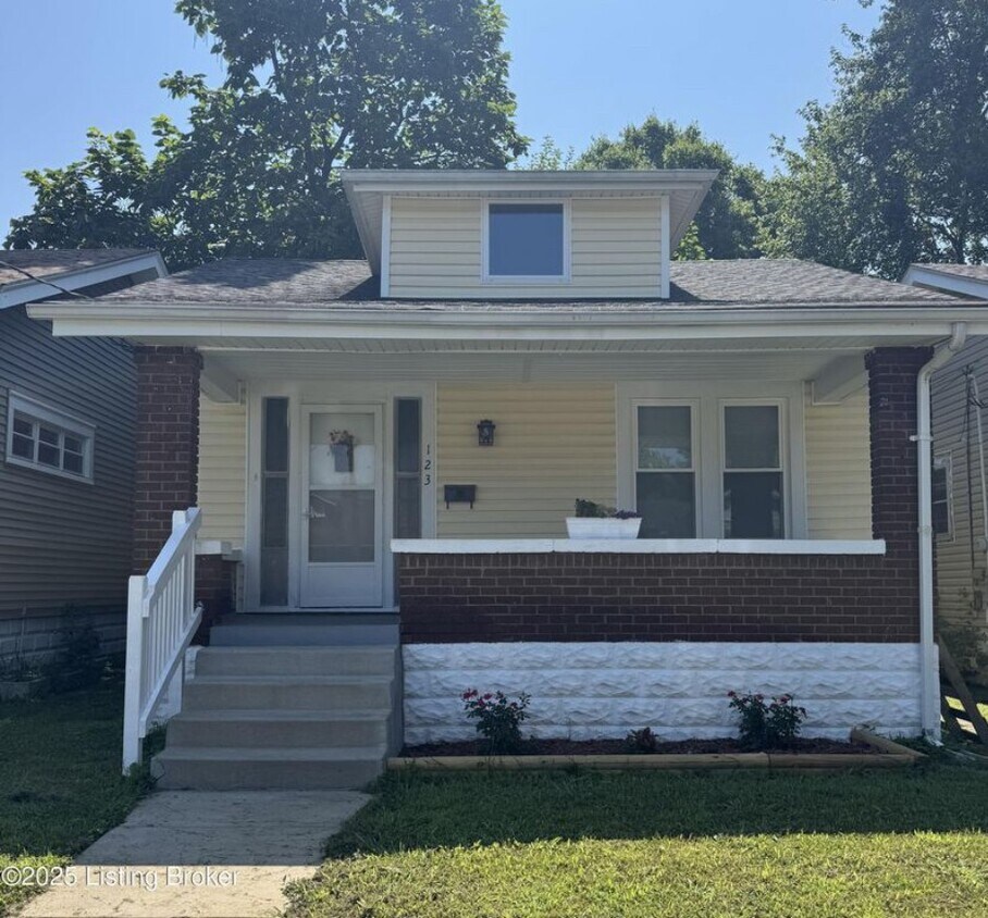 Primary Photo - 123 S 46th St