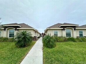 Building Photo - 20 Downing Ave