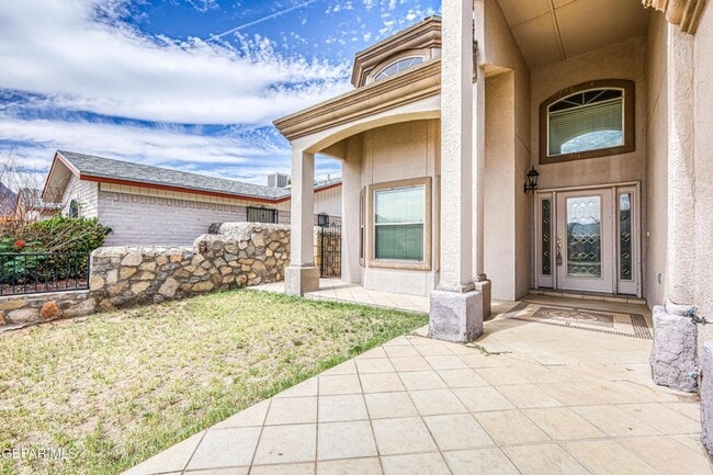 Foto del edificio - 4733 R L Shoemaker Dr