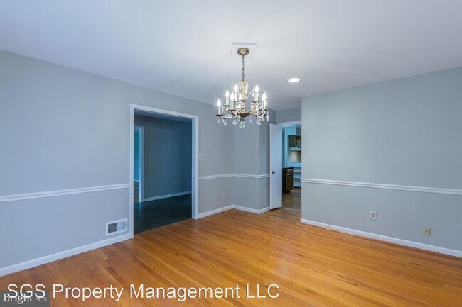 Foto del edificio - 4 br, 4.5 bath House - 1422 Carrington Lane