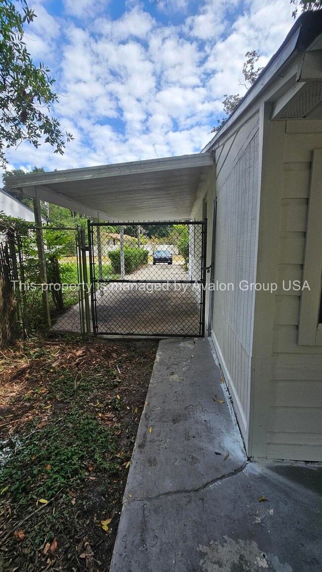 Building Photo - 962 Cornwallis Dr