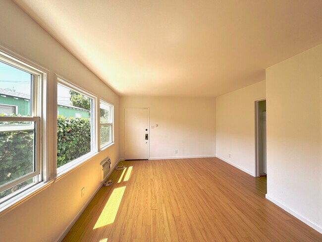 Foto del edificio - 2262 31st St