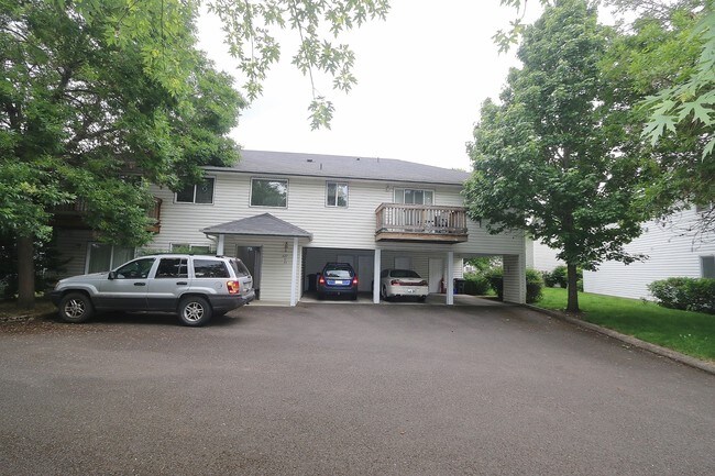 Building Photo - River Park Estates Triplex