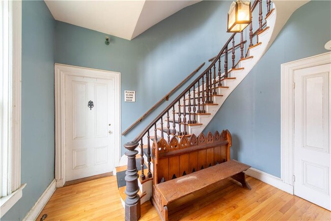 Building Photo - 21 Division St