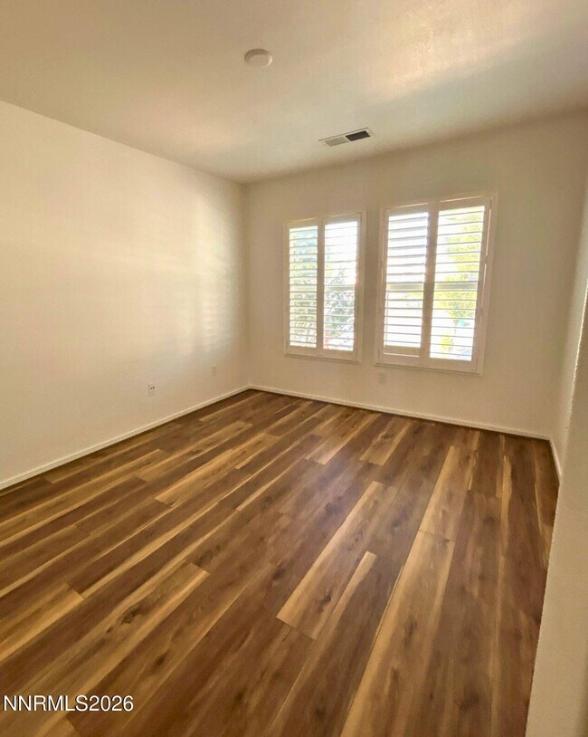 Foto del edificio - 7614 Corso St