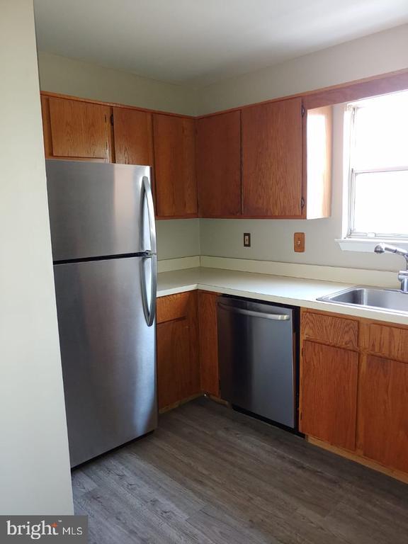 Primary Photo - 608 Woodchip Rd