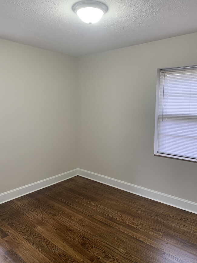 Building Photo - 1336 Claranette Ct