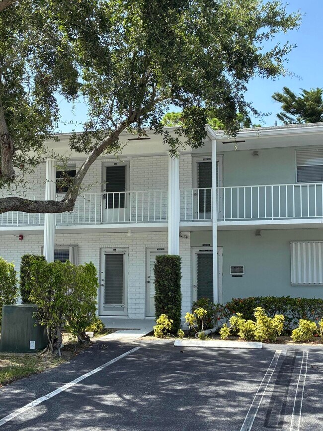 Foto del edificio - 2600 SW 22nd Ave