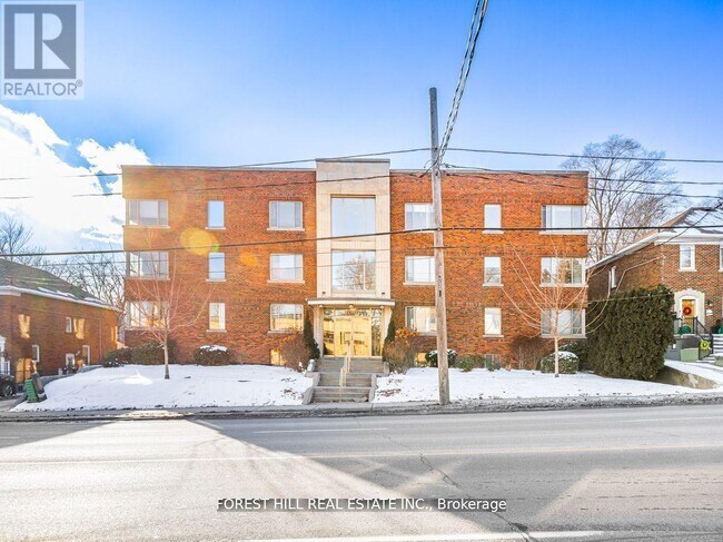 Photo du bâtiment - 1840-1840 Bathurst St