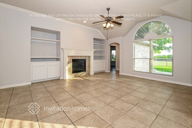 Building Photo - 807 Miramar Dr