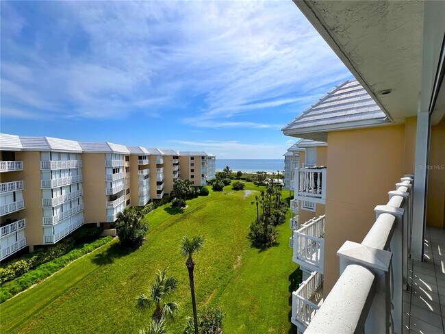 Foto del edificio - 6650 Sunset Way