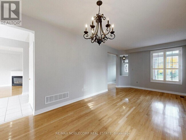 Building Photo - 28 Laurentide Crescent