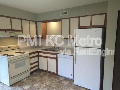 Foto del edificio - 1012 NE Lindsay Ave