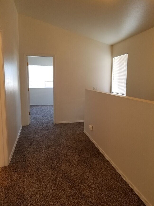 Foto del edificio - 624-624 S Locust Ln