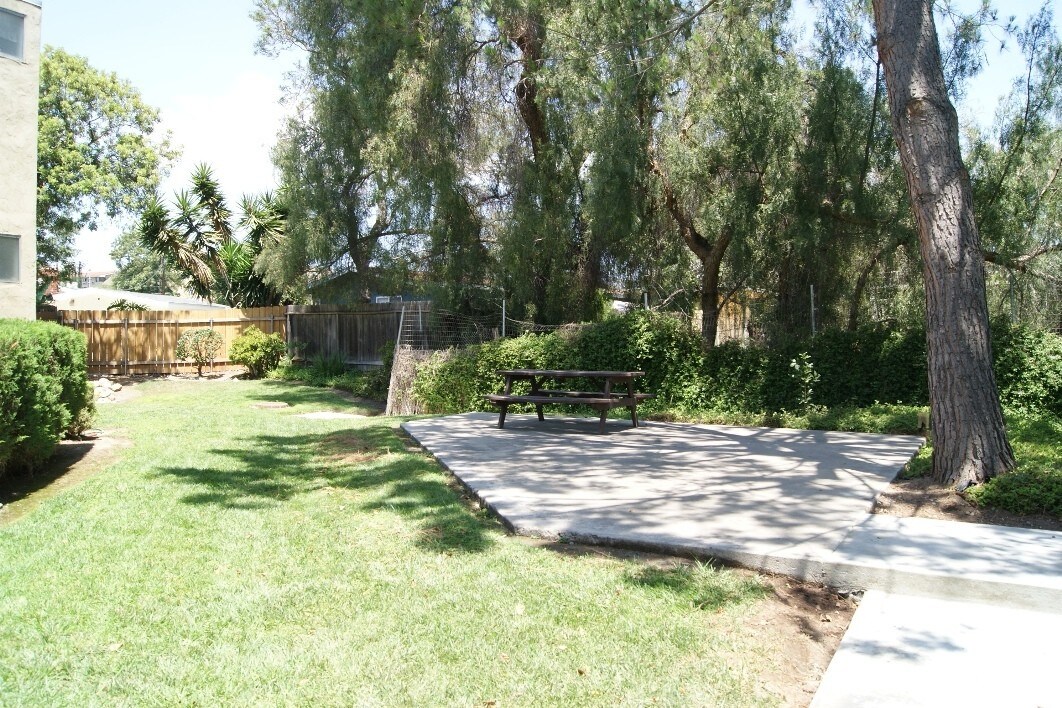 Foto del edificio - Great La Mesa Location!