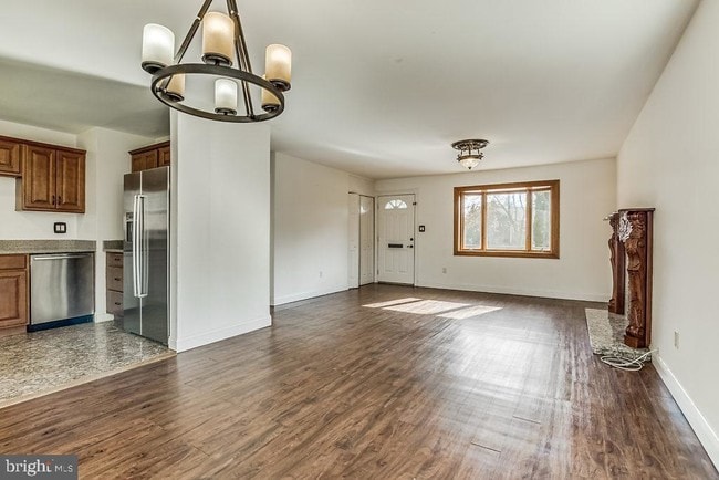 Building Photo - 6306 Yellowstone Dr