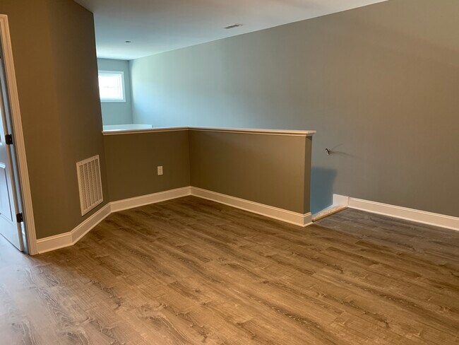loft - 2907 Sunny Creek Way