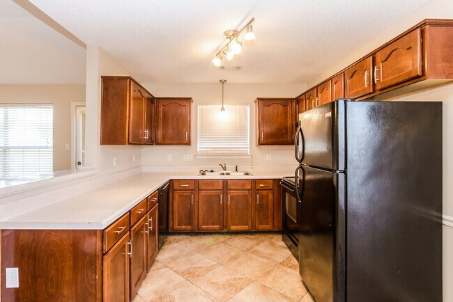 Foto del edificio - 7744 Shadow Glen Ln