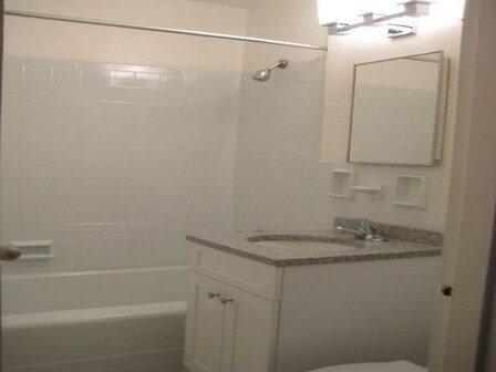 Building Photo - 2750 Homecrest Ave