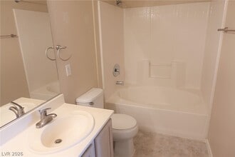 Building Photo - 3131 Key Largo Dr