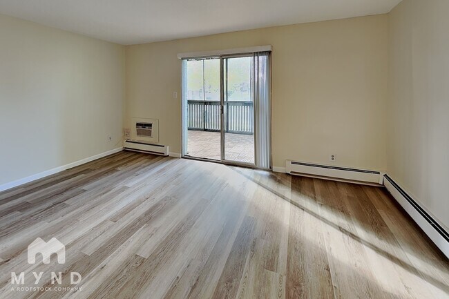 Foto del edificio - 7020 E Girard Ave