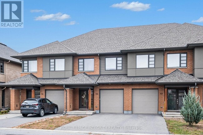 Building Photo - 725 Guardian Grv