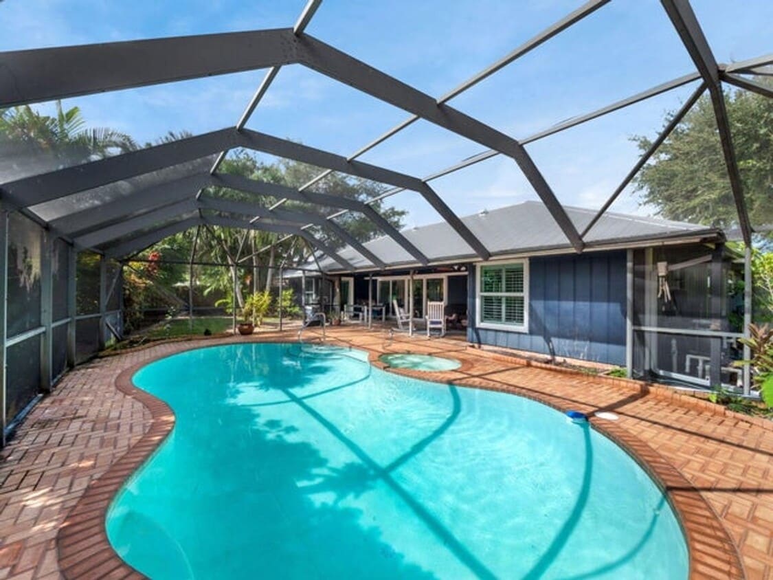 Photo - 52 Birch Place, Tequesta, FL 33469 - 2106