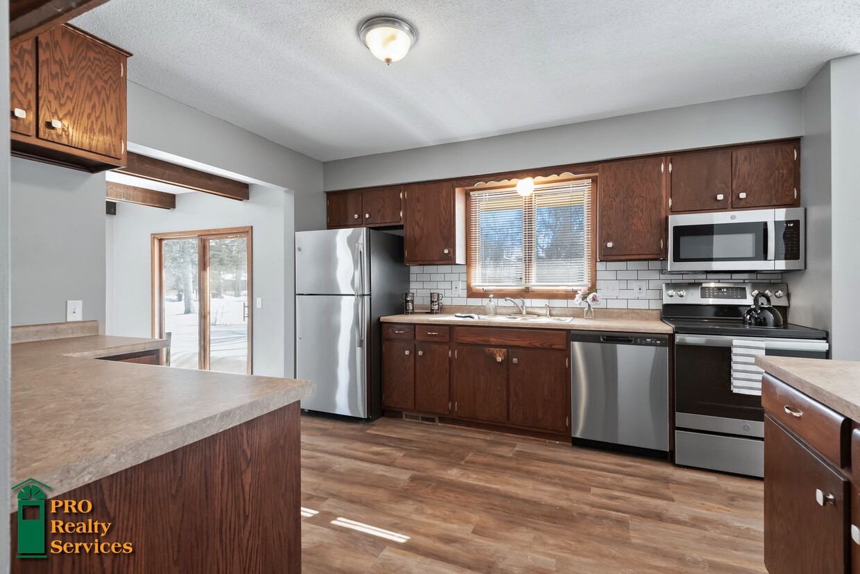 Primary Photo - 3 Bedroom Home in Lake Elmo