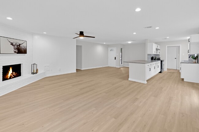 Building Photo - 23534 Whispering Willow Dr