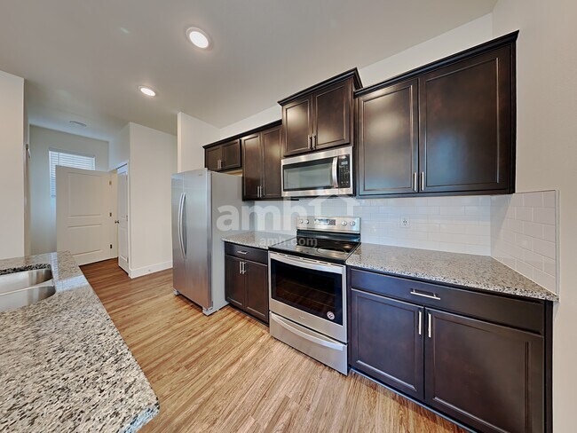 Foto del edificio - 23371 SE Dogwood St