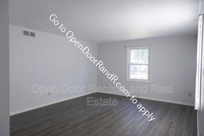 Building Photo - 6102 Countess Dr