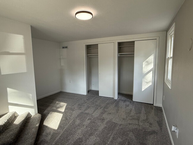 Foto del edificio - 2910 S Summit Ave