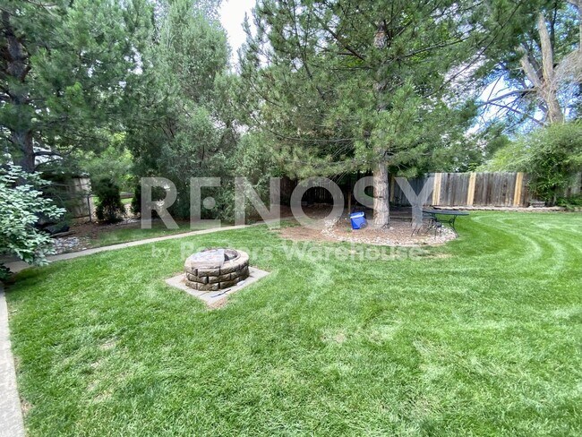 Foto del edificio - Beautiful 4 Bed 2 Bath near CSU