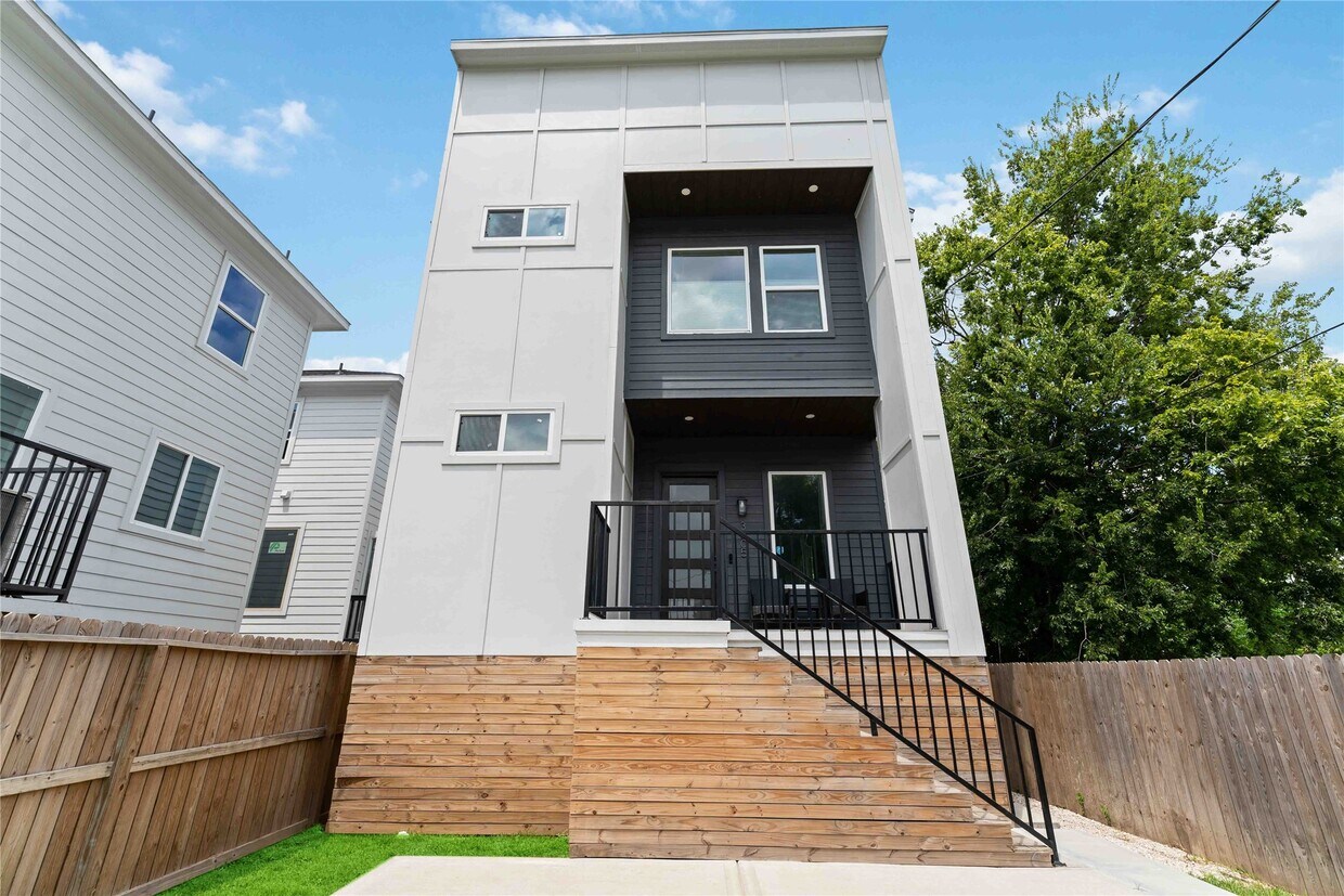Foto principal - 3605 Noble St