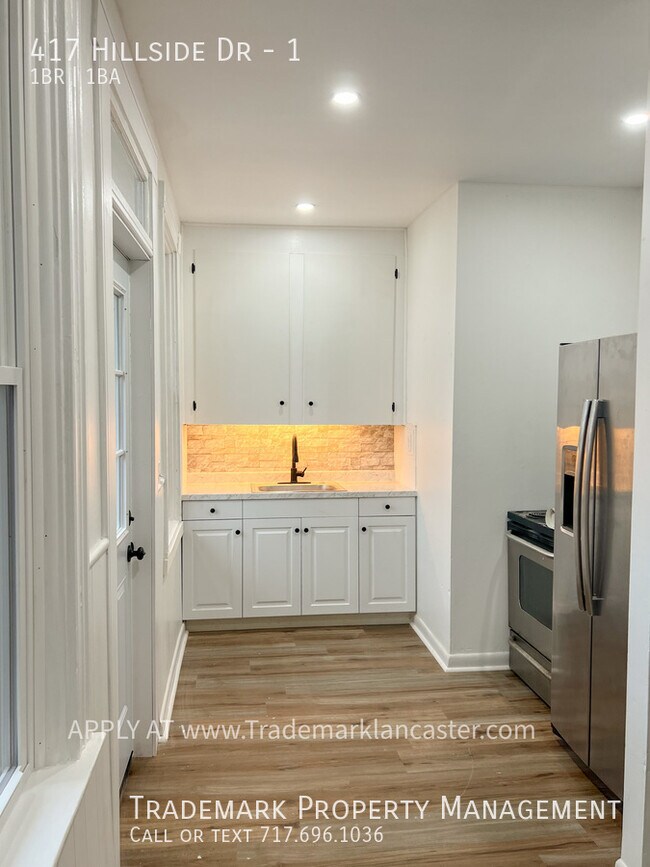 Building Photo - Beautifully Updated 1 Bedroom