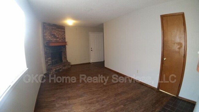 Building Photo - 308 NW 119th St