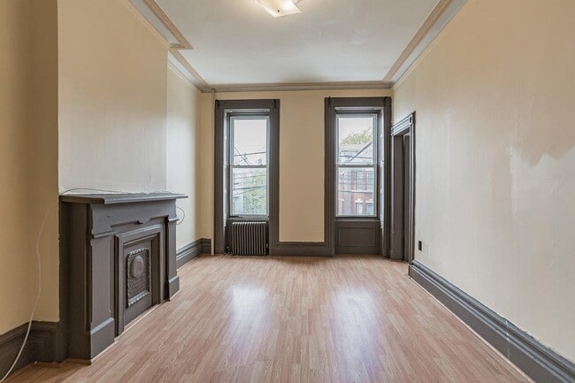 Building Photo - 546 Palisade Ave