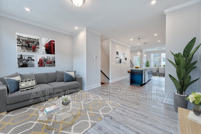 Foto del edificio - 2633 Creekside Dr