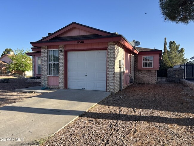 Foto del edificio - 11501 Cree Ct