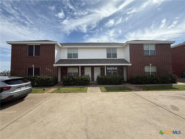 Foto del edificio - 705 S Amy Ln