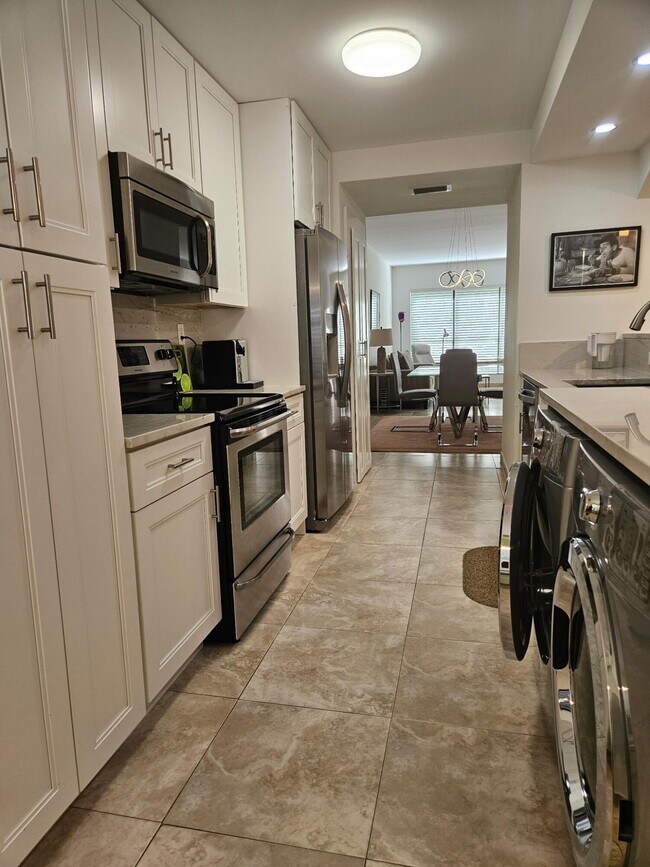 Foto del edificio - 900 Greensward Ln
