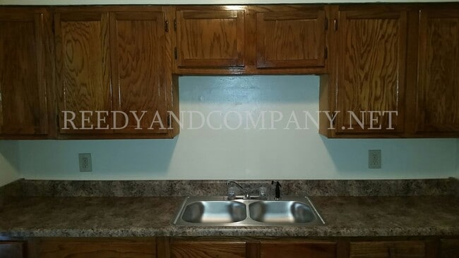 Foto del edificio - 3862 Windcrest Rd