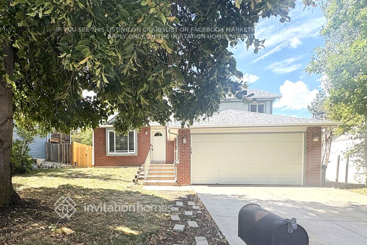 Primary Photo - 227 Poppy St
